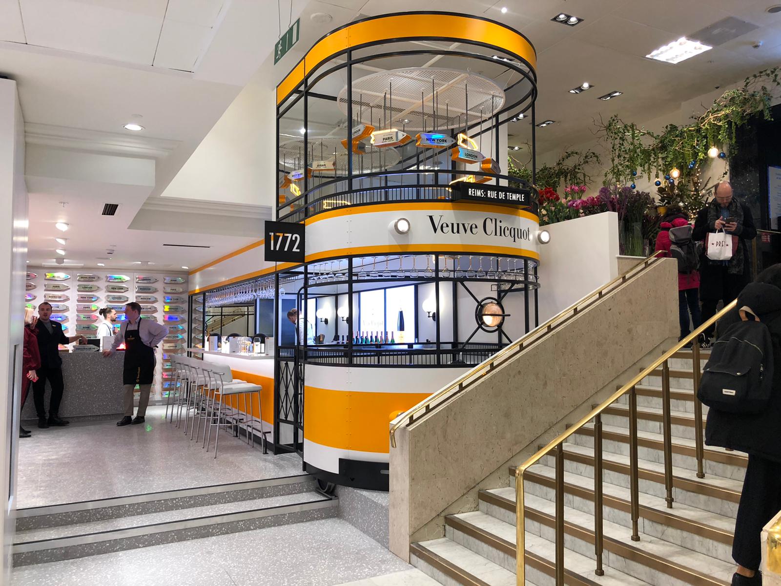 Selfridges Parisian Tram - Veuve Clicquot