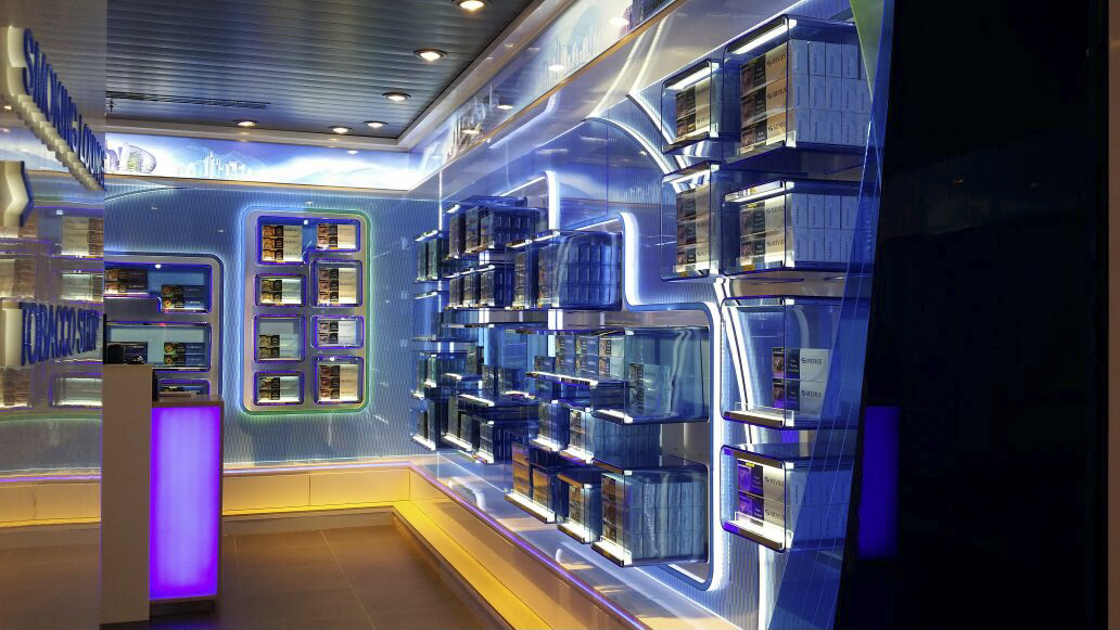 Lounge Complements Adjoining Store - Mevius