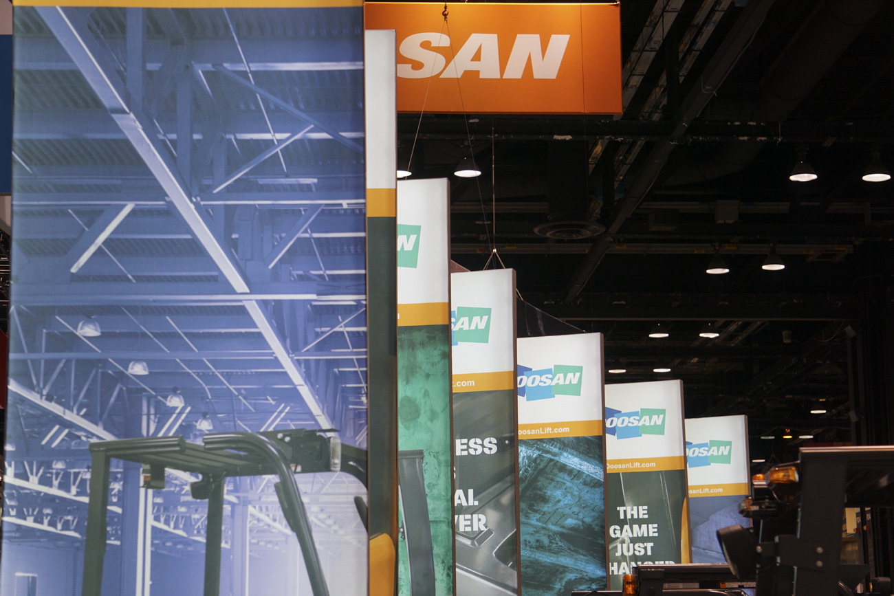 Doosan trade stand