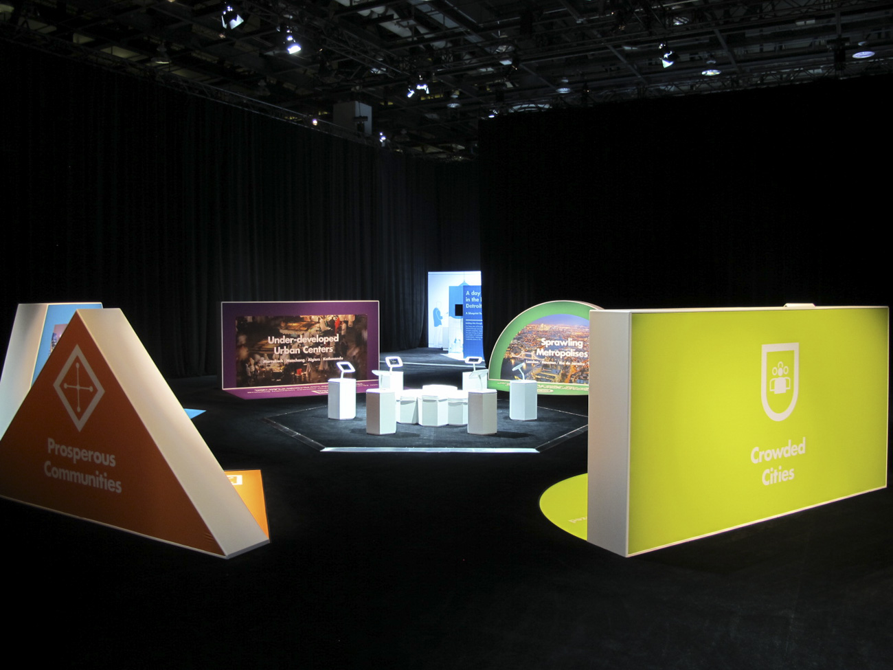 Shell trade booth