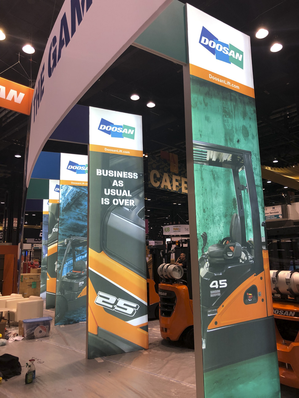 Doosan trade stand