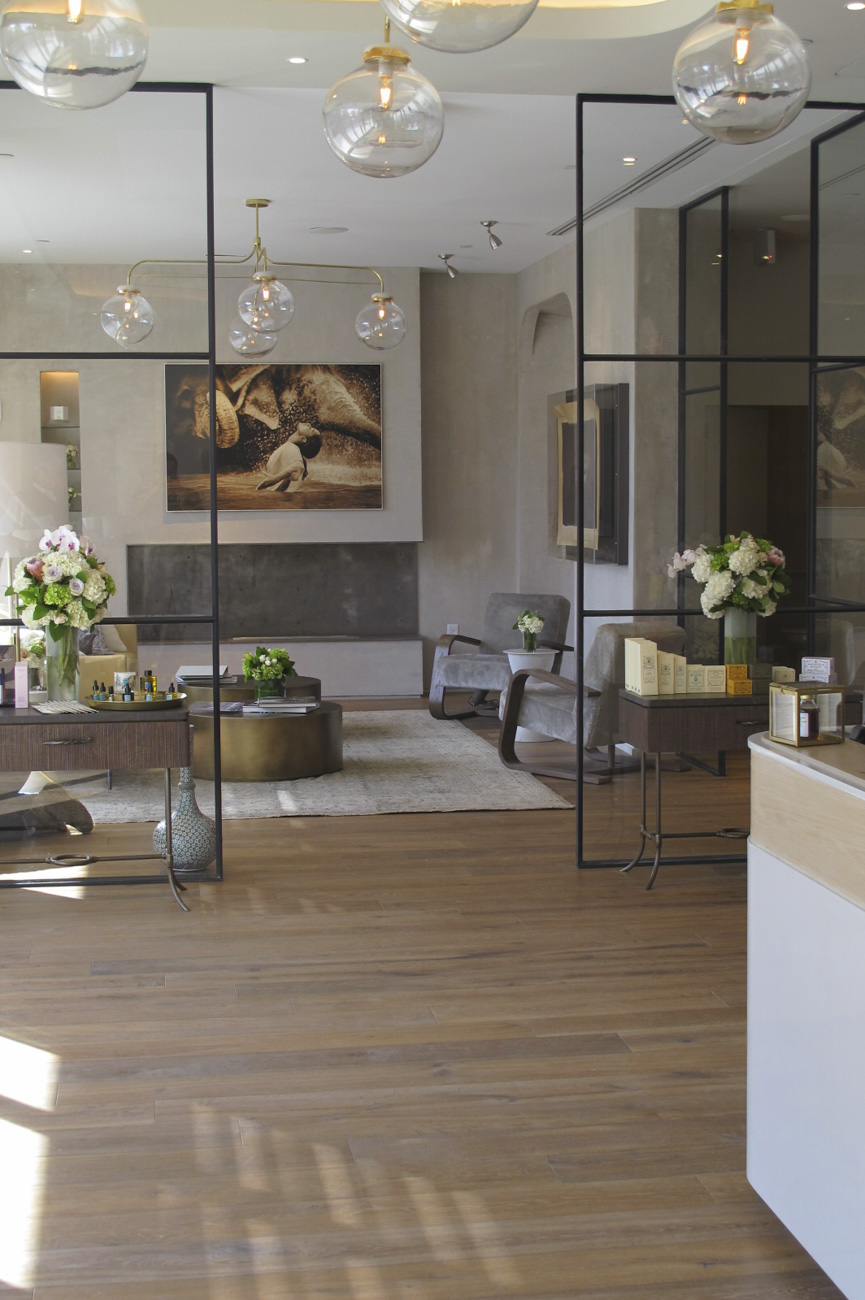 Relaxing Reception Areas - Artisan Beauté