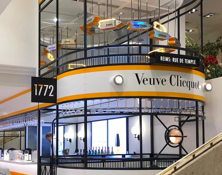 Selfridges Parisian Tram - Veuve Clicquot